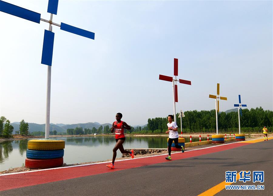 （体育）（4）马拉松——2018红色涉县国际马拉松赛开跑